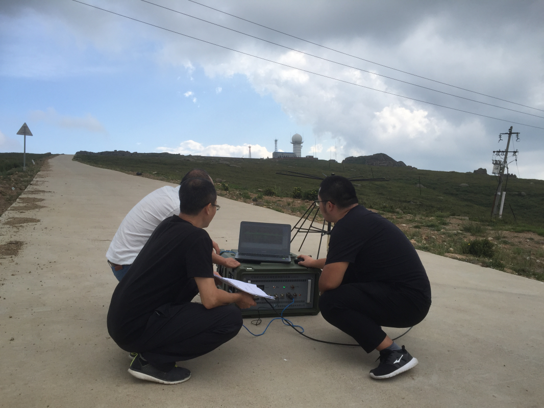 民航空管无线电信号监测与分析研究